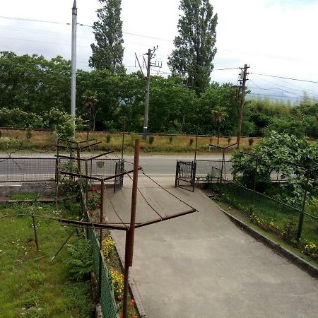 Julia Guest House Kobuleti Ngoại thất bức ảnh