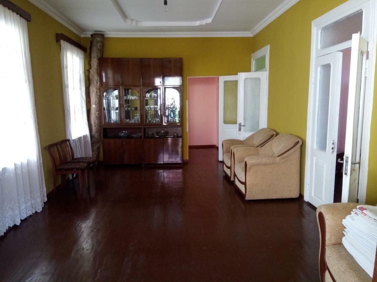 Julia Guest House Kobuleti Ngoại thất bức ảnh